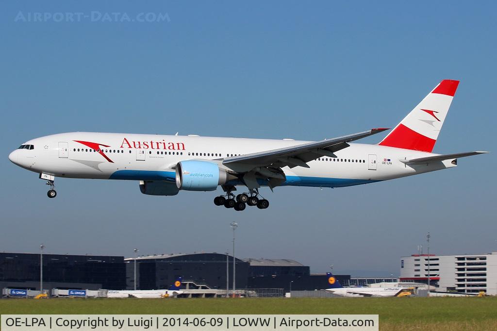 OE-LPA, 1997 Boeing 777-2Z9/ER C/N 28698, Austrian