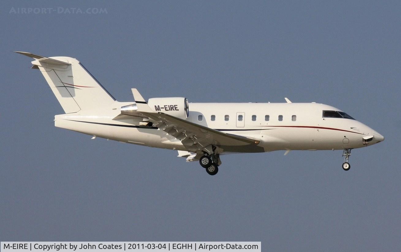 M-EIRE, 2003 Bombardier Challenger 604 (CL-600-2B16) C/N 5562, Arriving 08
