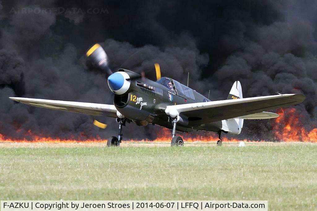 F-AZKU, 1942 Curtiss P-40N Warhawk C/N 29677, great show