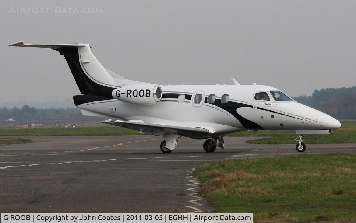 G-ROOB, 2010 Embraer EMB-500 Phenom 100 C/N 50000179, Taxiing
