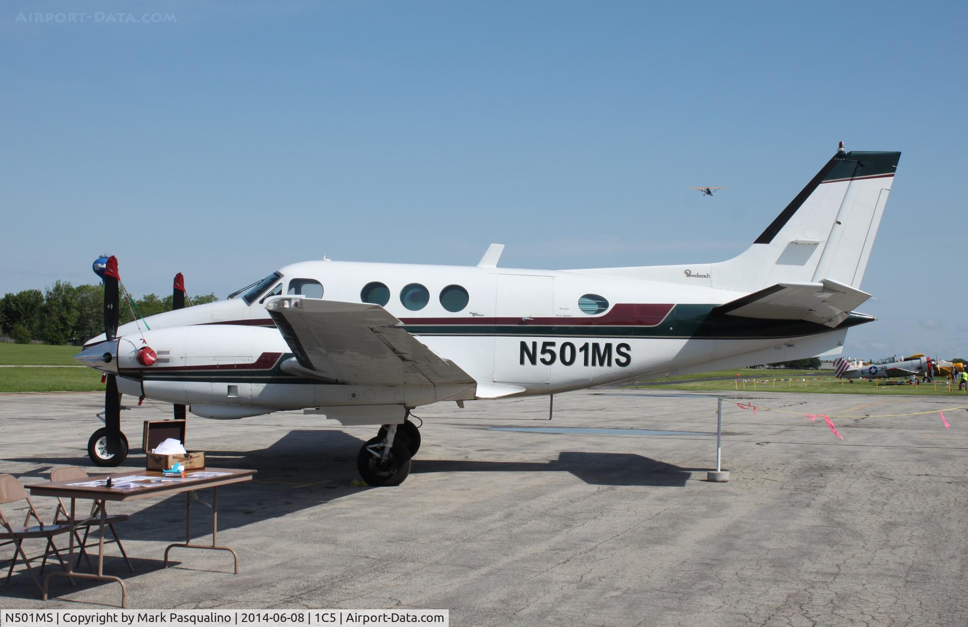 N501MS, 1974 Beech C90 King Air C/N LJ-626, Beech C90