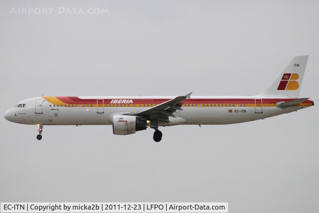 EC-ITN, 2003 Airbus A321-212 C/N 2115, Landing