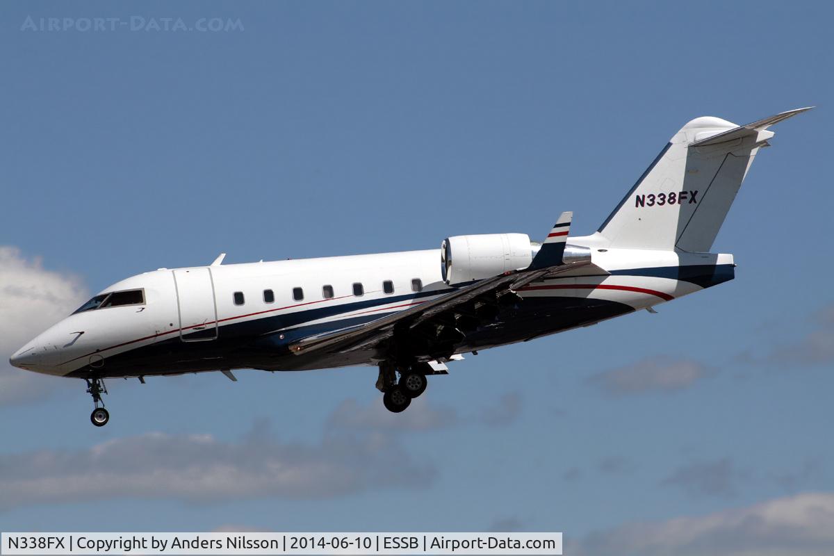N338FX, 2006 Bombardier Challenger 604 (CL-600-2B16) C/N 5656, On short final for runway 30.