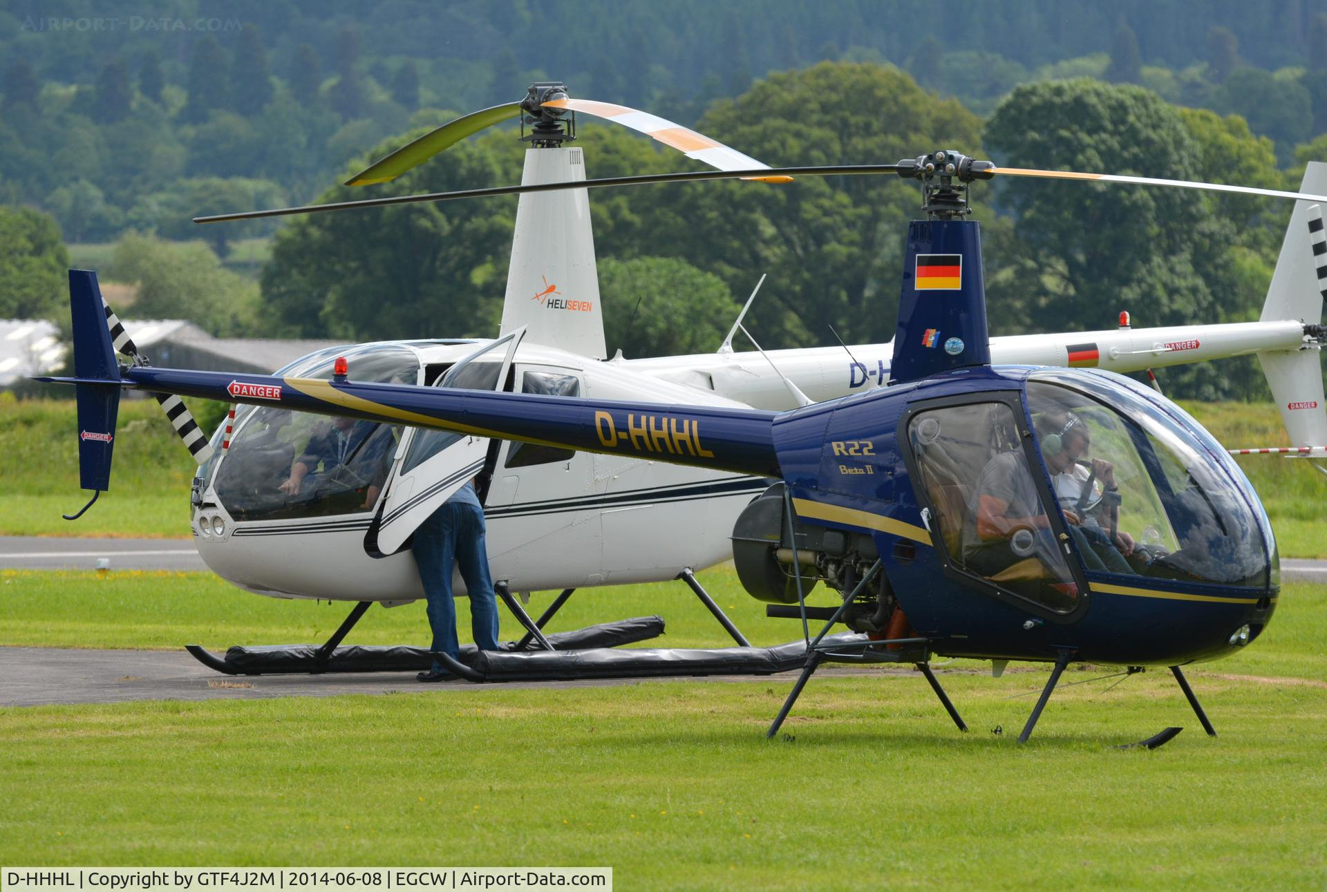 D-HHHL, Robinson R22 Beta II C/N 3215, D-HHHL at Welshpool 8.6.14