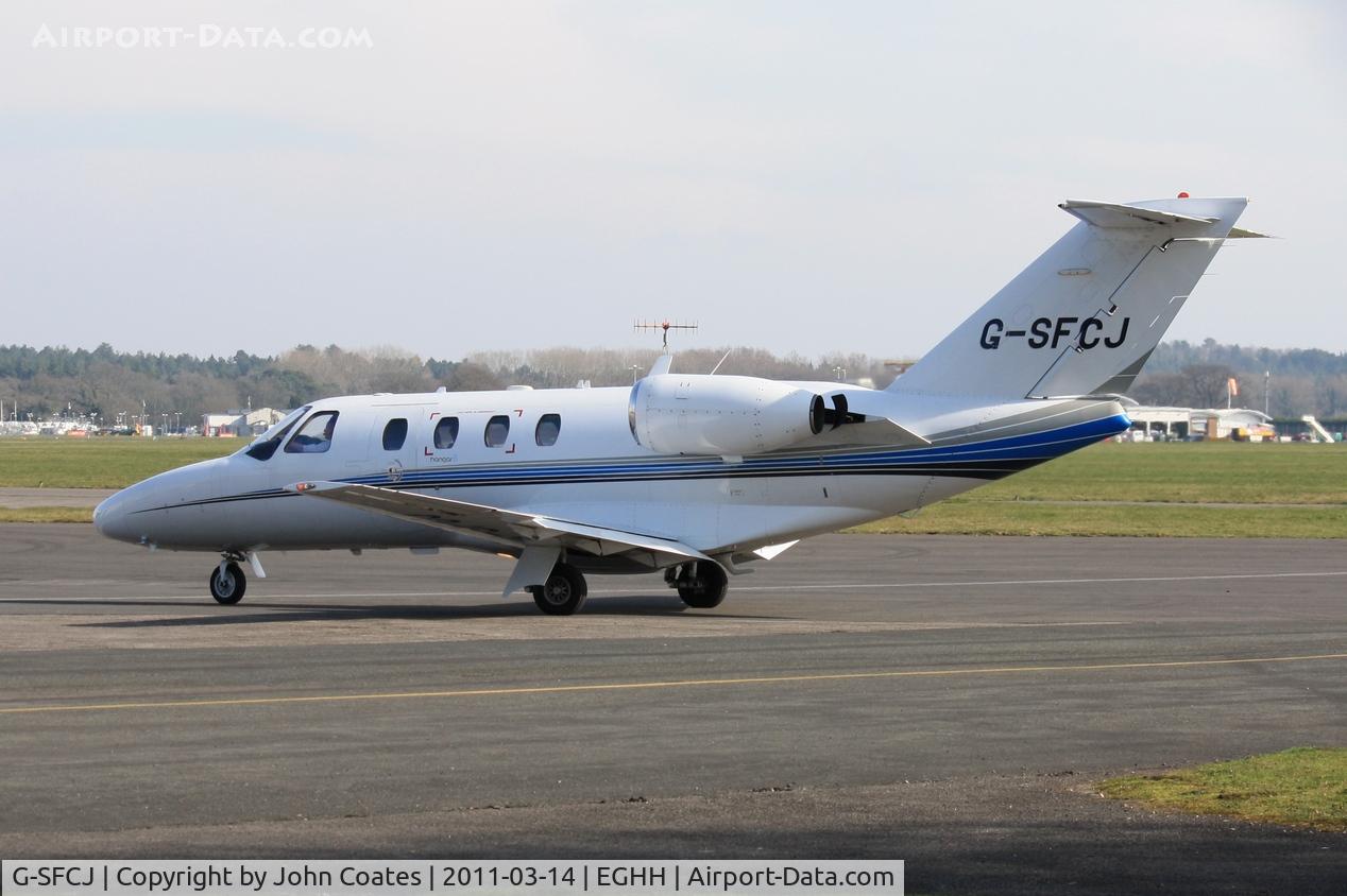 G-SFCJ, 1998 Cessna 525 CitationJet CJ1 C/N 525-0245, At CSE