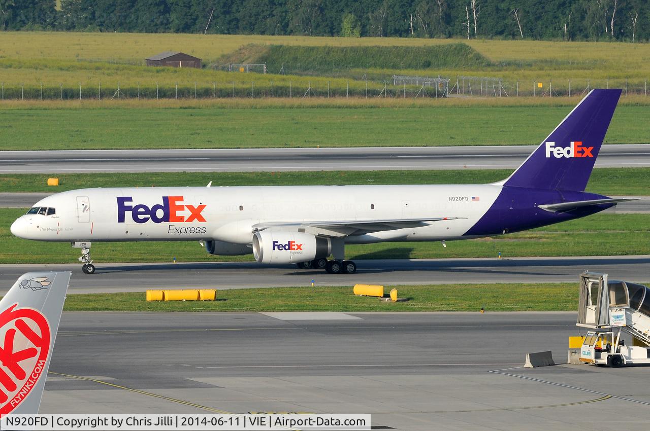 N920FD, 1988 Boeing 757-23A C/N 24289, FedEx Express