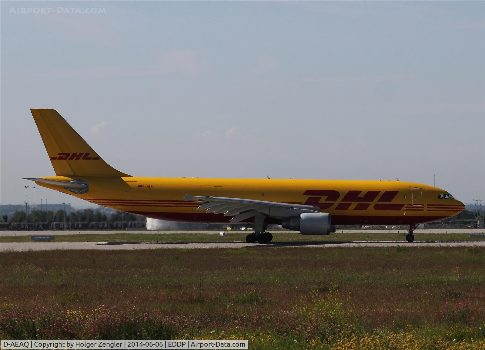 D-AEAQ, 1994 Airbus A300B4-622R(F) C/N 729, Ready for take-off...