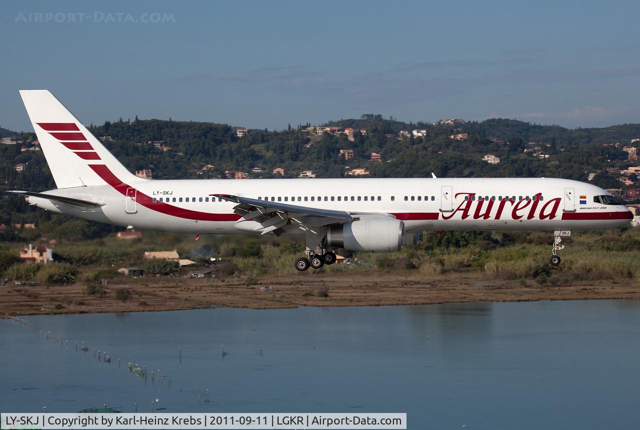 LY-SKJ, 2000 Boeing 757-23N C/N 30735, Aurela