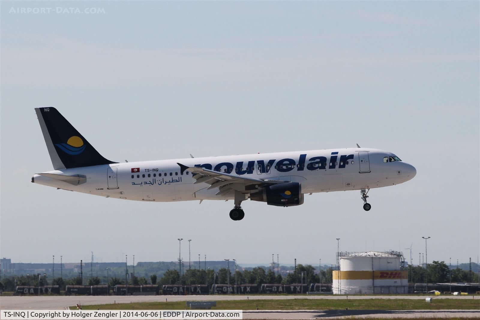 TS-INQ, 2004 Airbus A320-214 C/N 2158, Final on rwy 26L.....