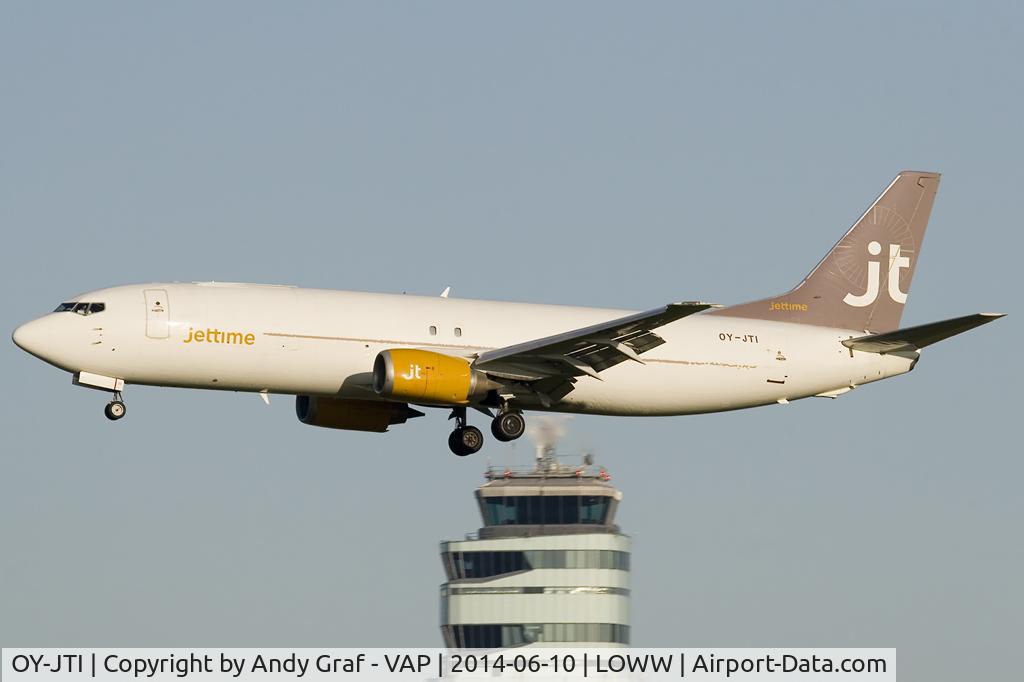 OY-JTI, 1991 Boeing 737-448 C/N 25052, Jettime 737-400