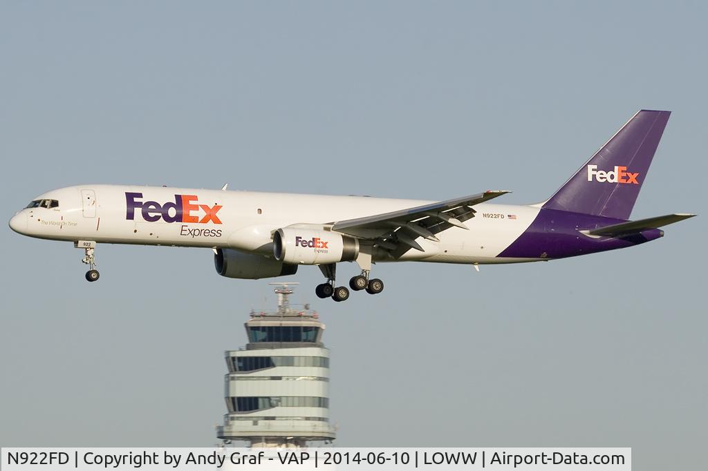 N922FD, 1989 Boeing 757-23A C/N 24293, Fedex 757-200