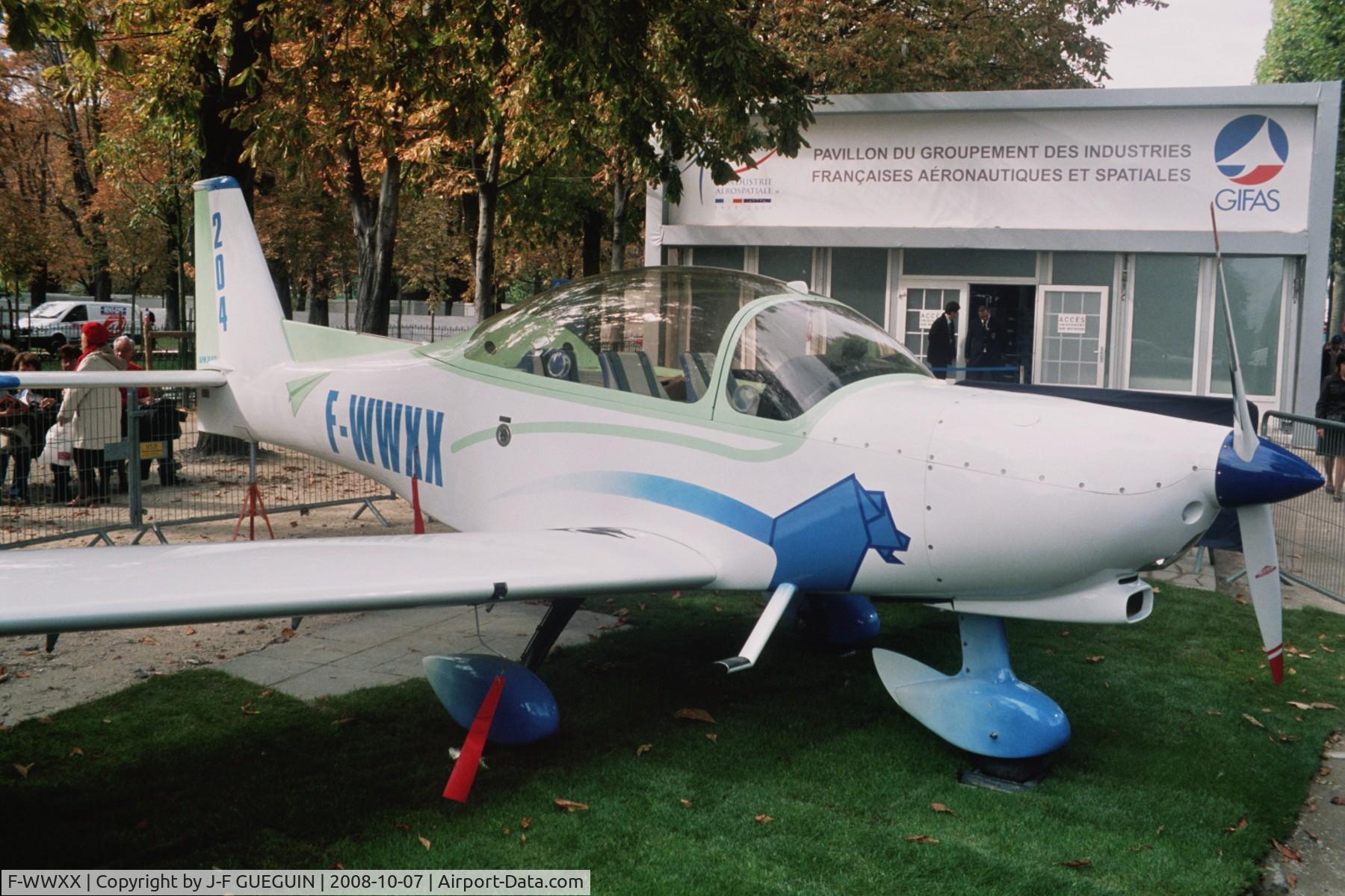 F-WWXX, Issoire APM 30 Lion C/N 1, On display at Paris-Champs Elysées for the exhibition 