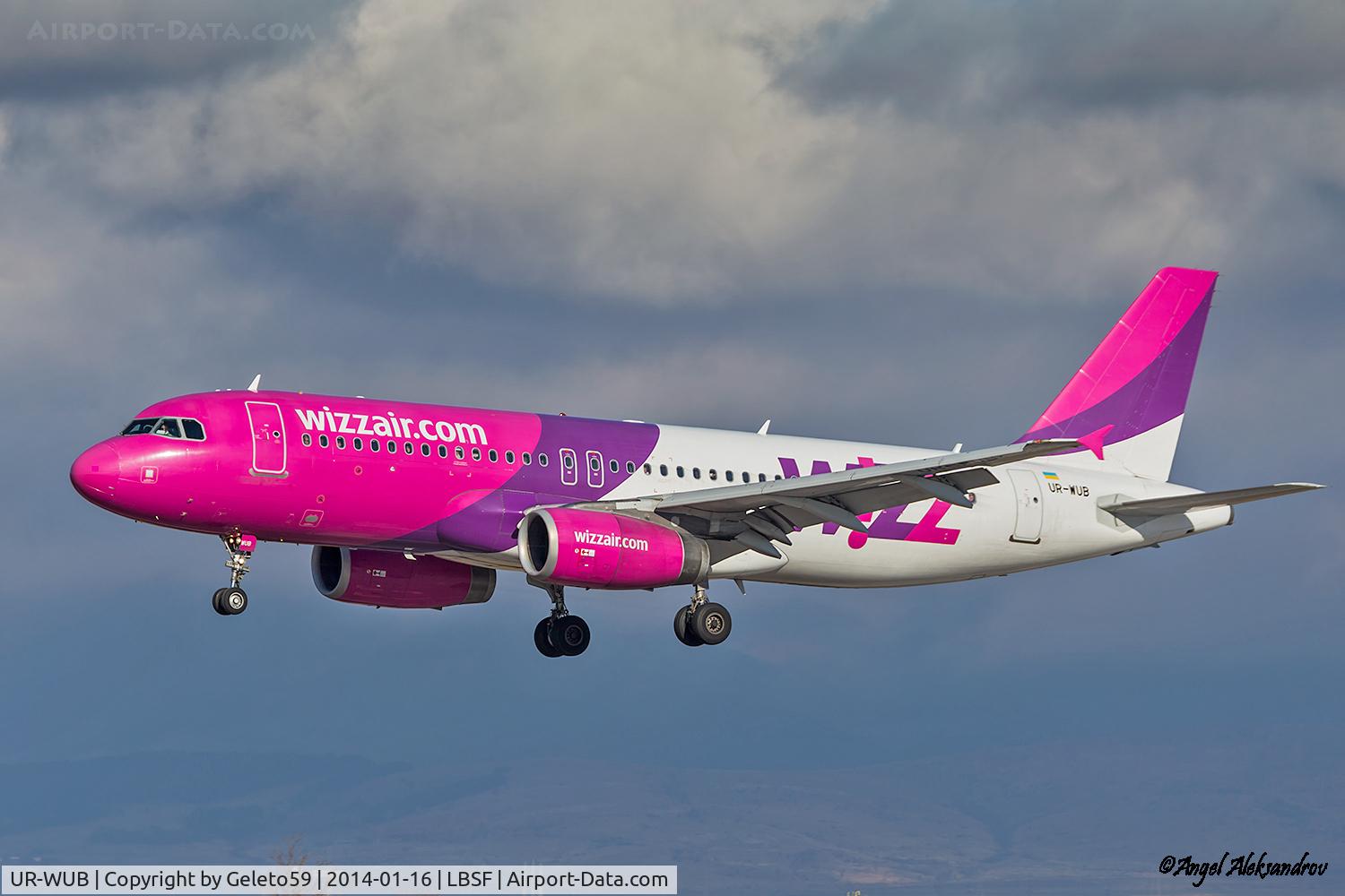 UR-WUB, 2008 Airbus A320-232 C/N 3741, RWY 27