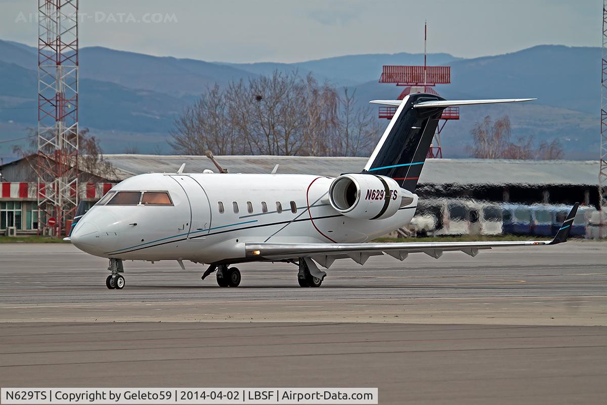 N629TS, 1984 Canadair Challenger 601 (CL-600-2A12) C/N 3029, Apron