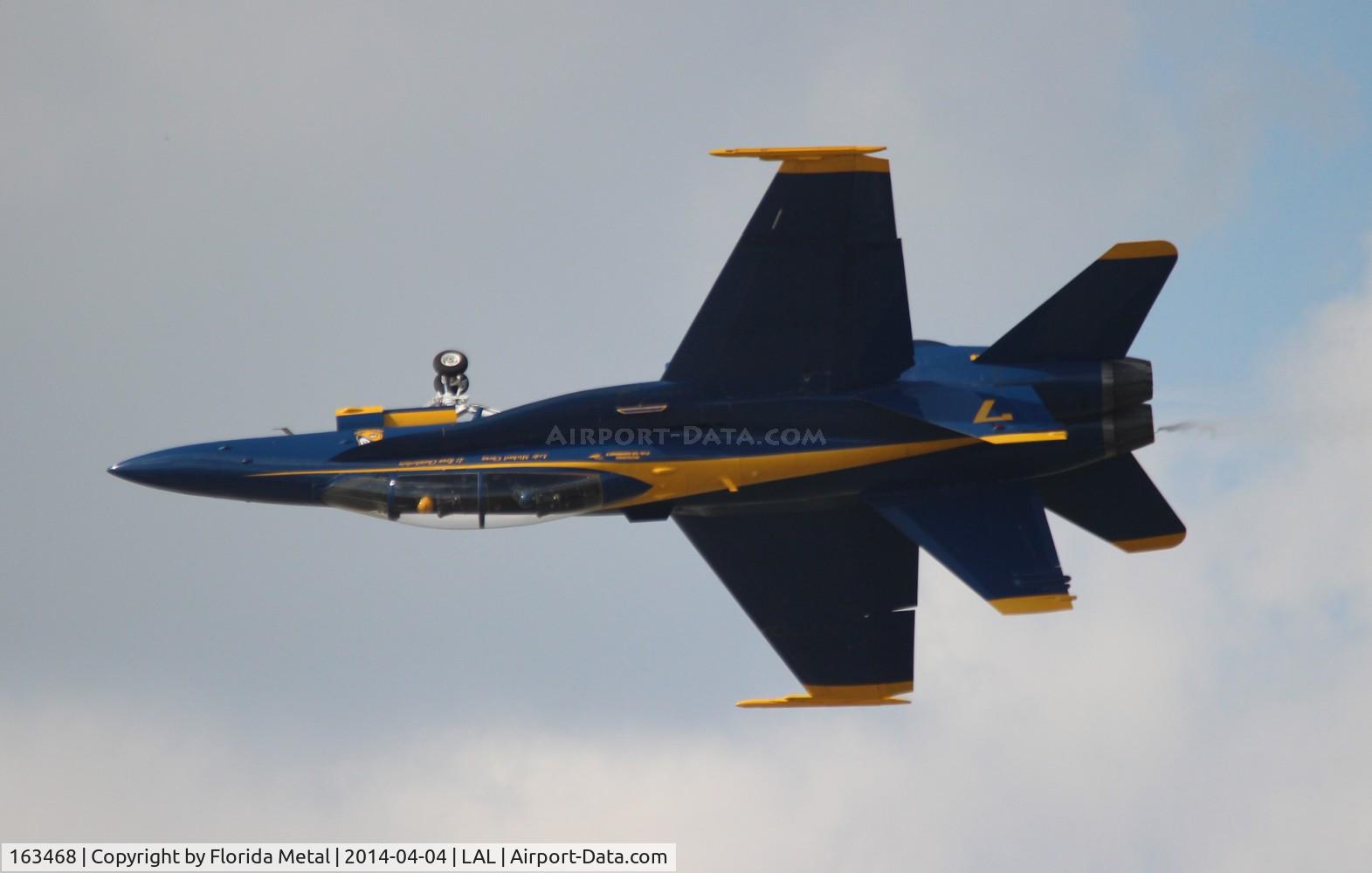 163468, McDonnell Douglas F/A-18D Hornet C/N 0691, Blue Angel #7 on take off, subbed for #5