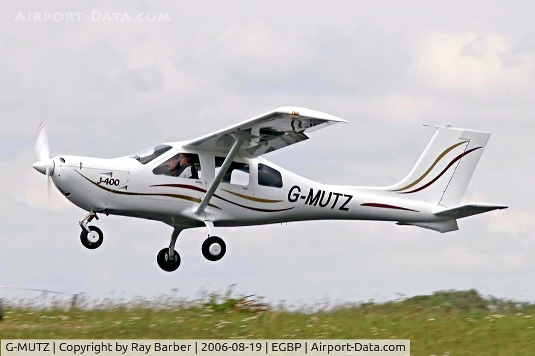 G-MUTZ, 2005 Jabiru J430 C/N PFA 336-14171, Jabiru J400 [PFA 325-14171] Kemble~G 19/08/2006. This is the original type and c/n . Amended when change to a J430 on 02-04-2007.