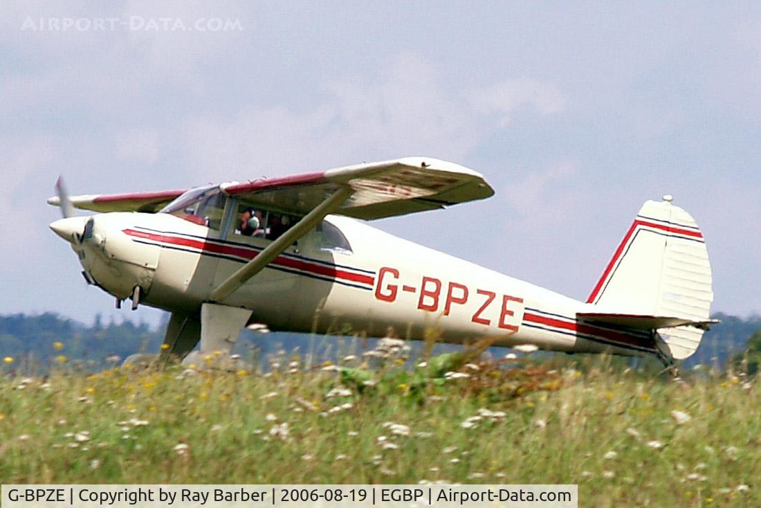 G-BPZE, 1946 Luscombe 8E Silvaire C/N 3904, Luscombe 8E Silvaire Deluxe [3904] Kemble~G 19/08/2006