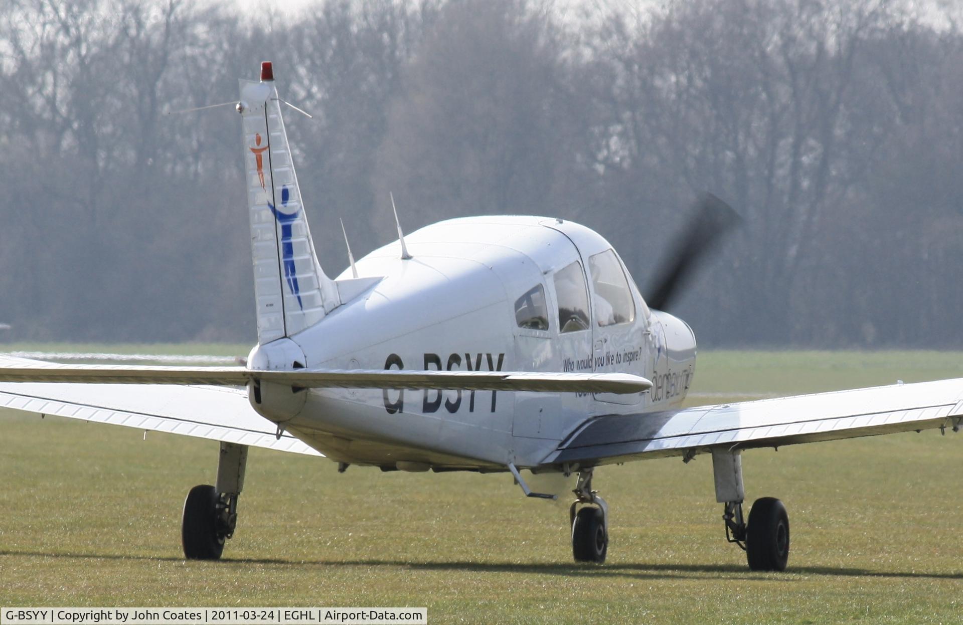 G-BSYY, 1986 Piper PA-28-161 Cherokee Warrior II C/N 2816009, Taxiing