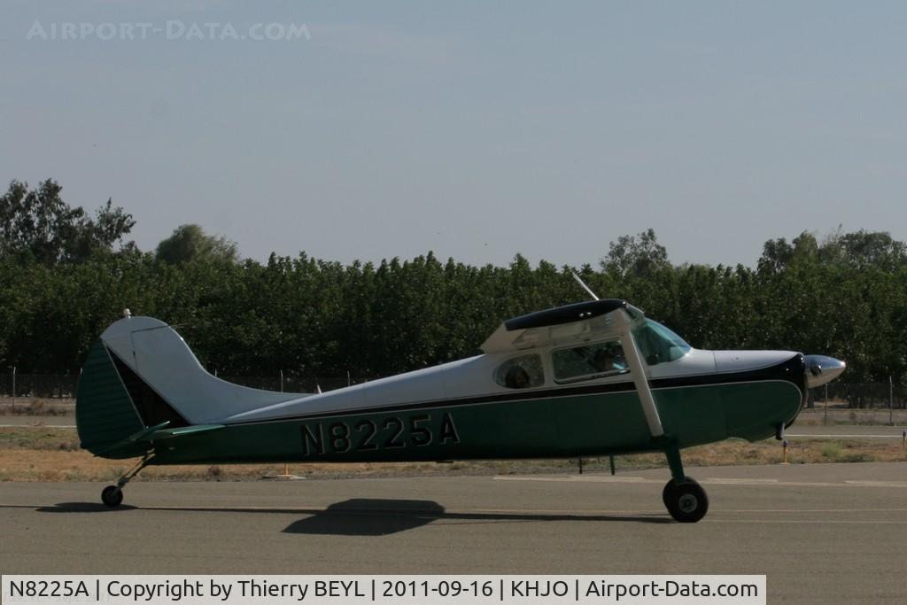 N8225A, 1952 Cessna 170B C/N 25077, Taxying before take-off.