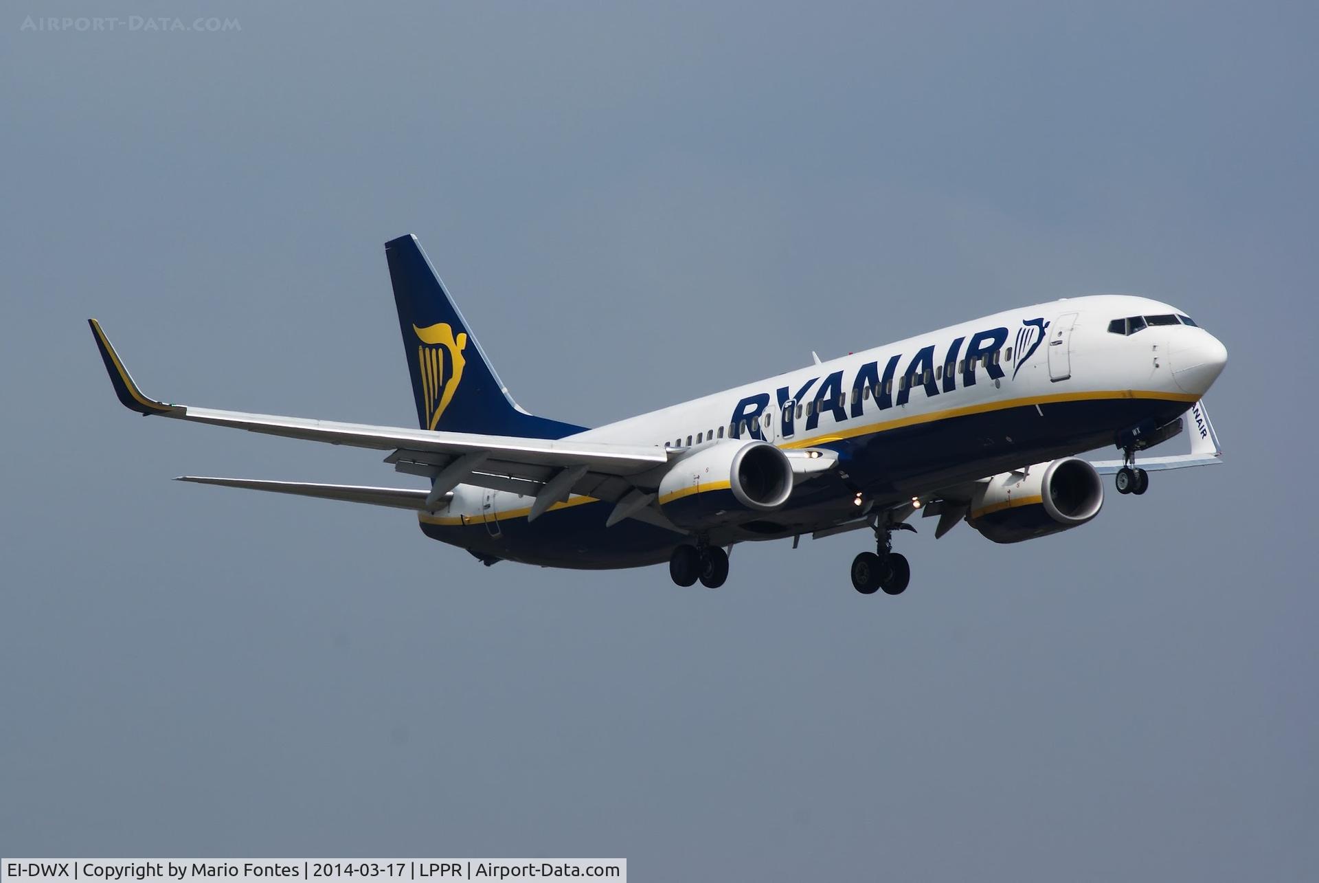 EI-DWX, 2008 Boeing 737-8AS C/N 33630, ------------------