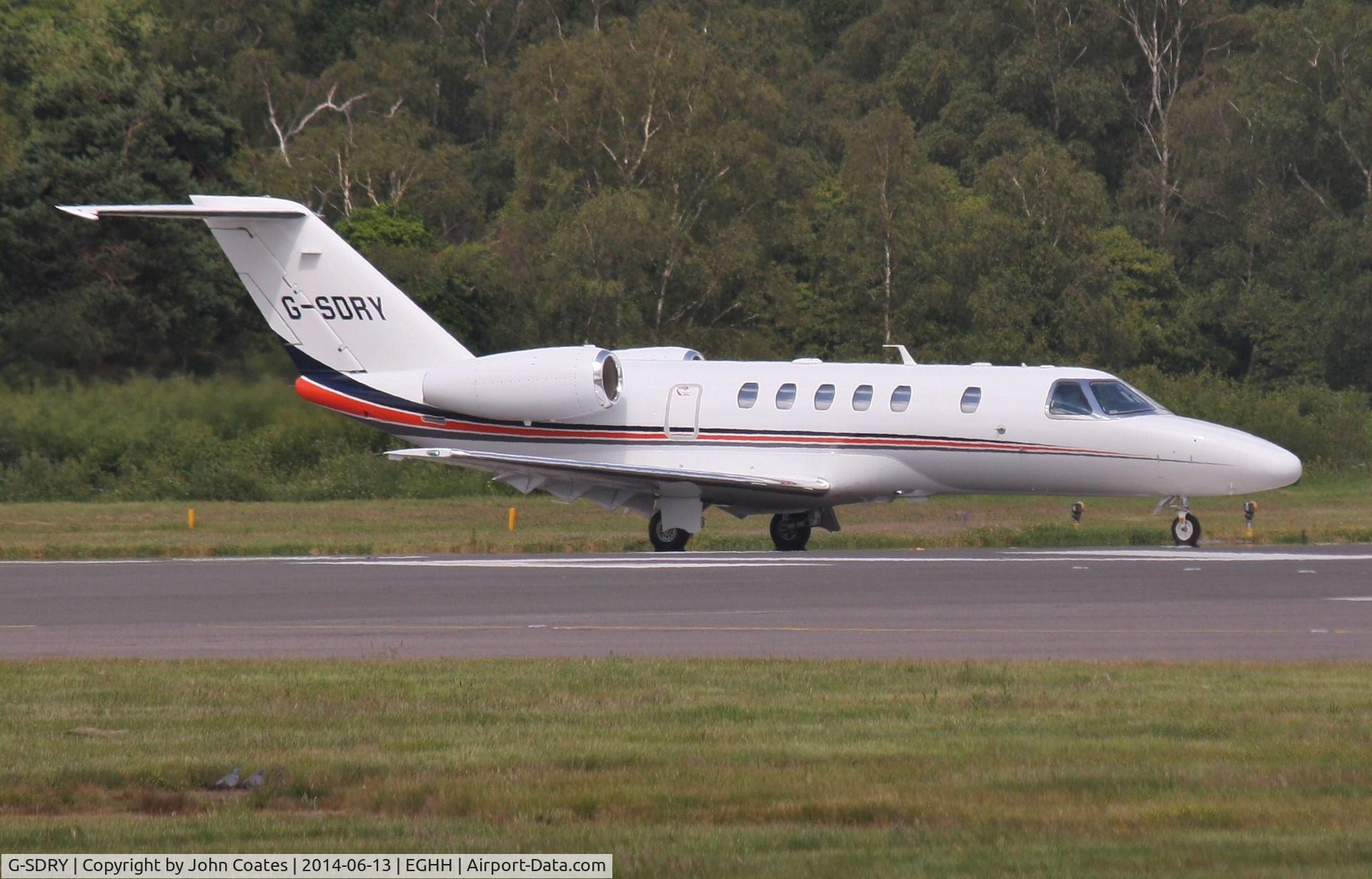 G-SDRY, 2013 Cessna 525C CitationJet CJ4 C/N 525C-0134, Taxiing to depart