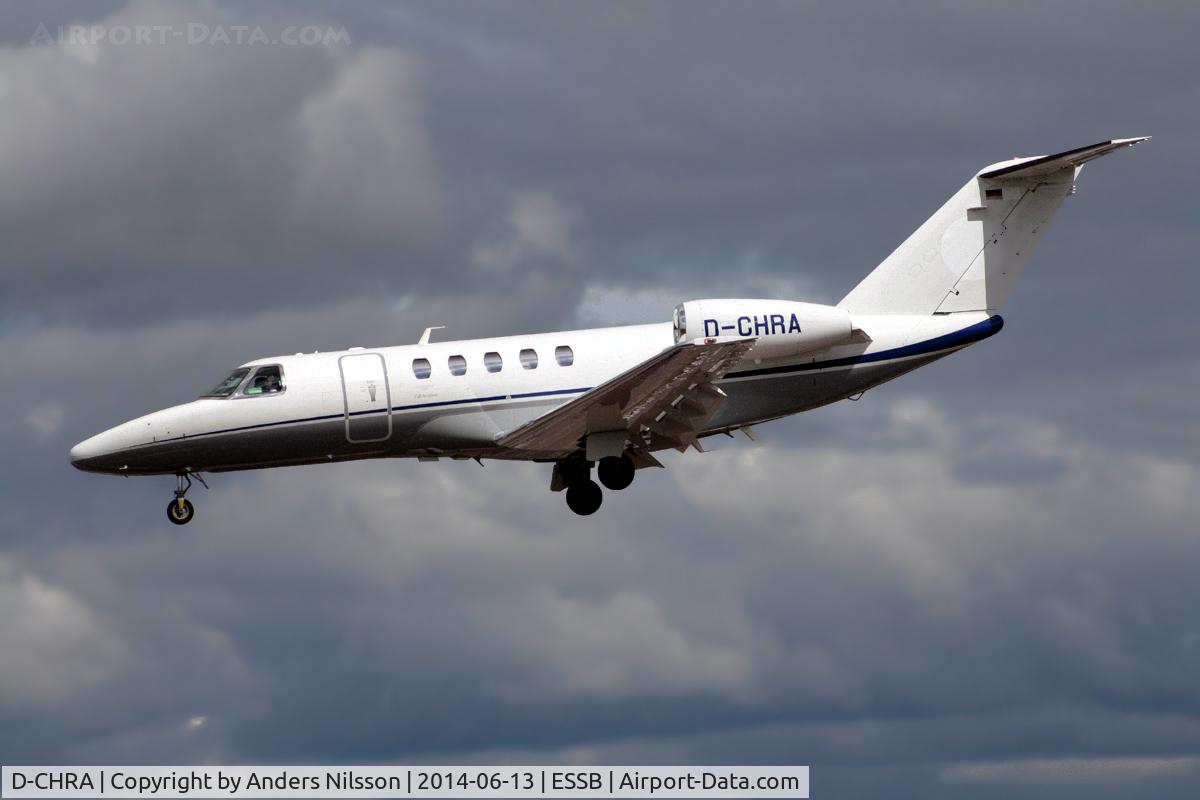 D-CHRA, 2011 Cessna 525C CitationJet CJ4 C/N 525C-0058, On short final for runway 30.