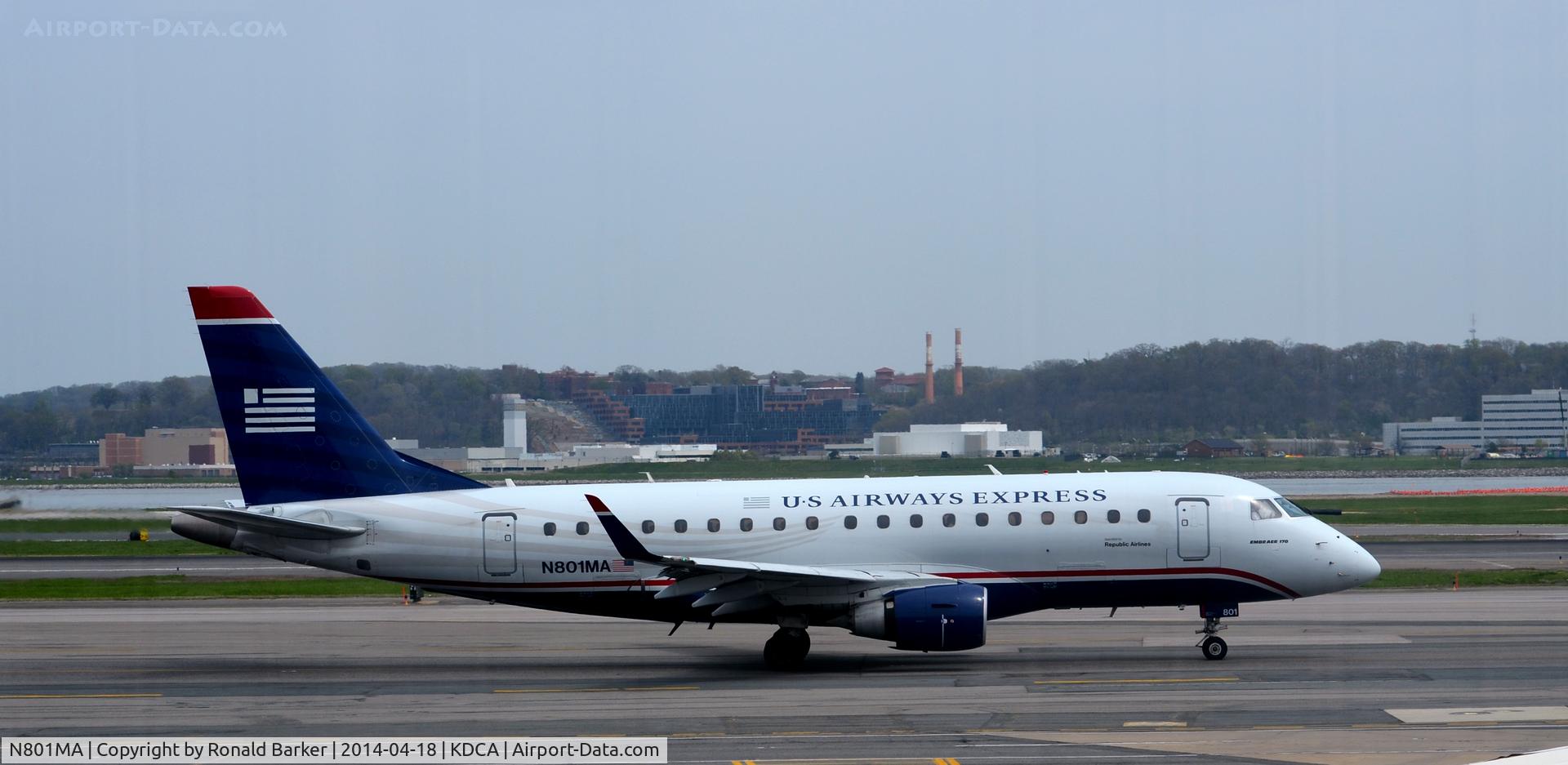 N801MA, 2004 Embraer 170SU (ERJ-170-100SU) C/N 17000012, Taxi Reagan