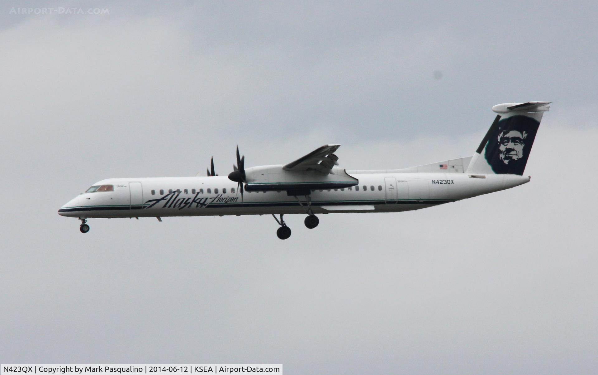N423QX, 2007 Bombardier DHC-8-402 Dash 8 C/N 4153, DHC-8-402