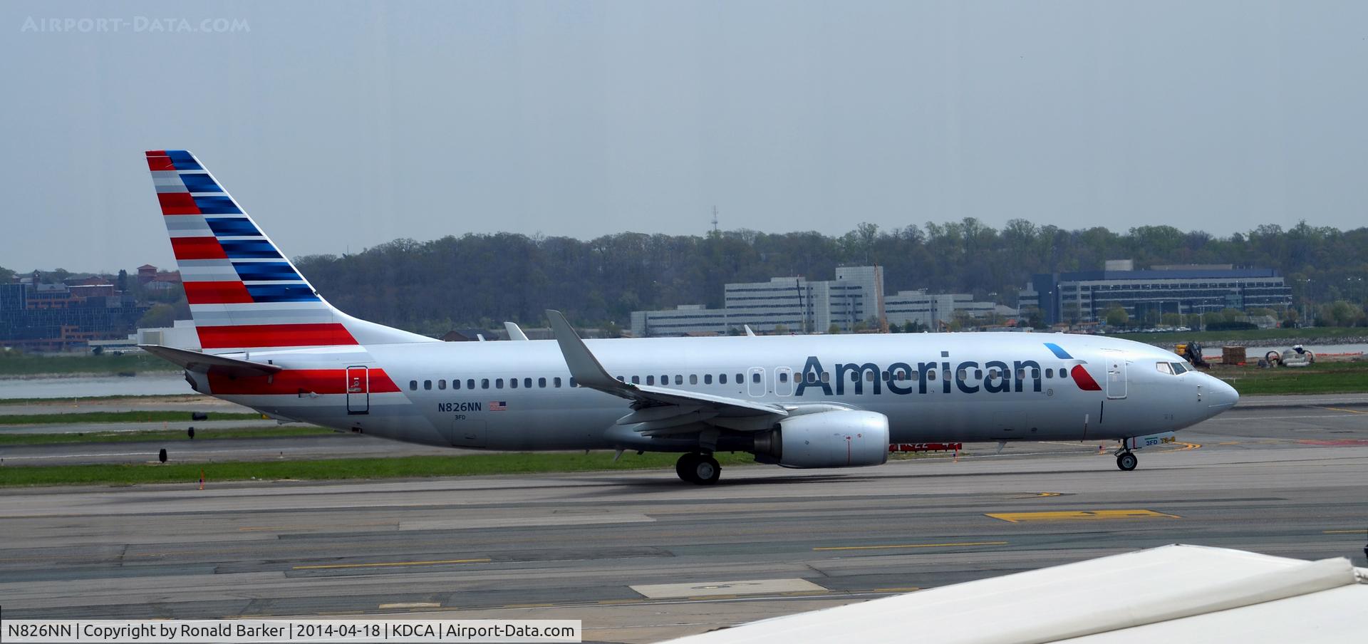 N826NN, 2010 Boeing 737-823 C/N 31089, Taxi Reagan