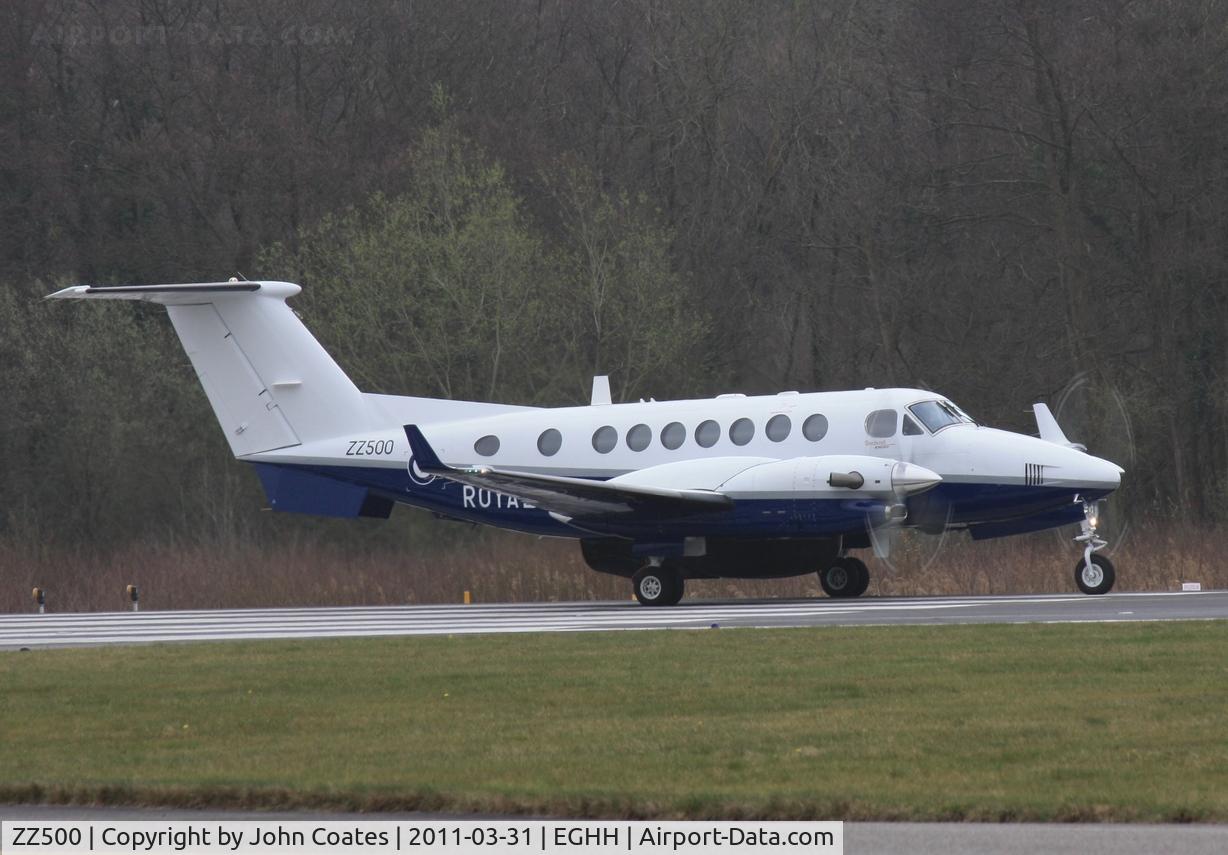 ZZ500, 2008 Hawker Beechcraft B350CER Avenger T1 C/N FL-597, Departing