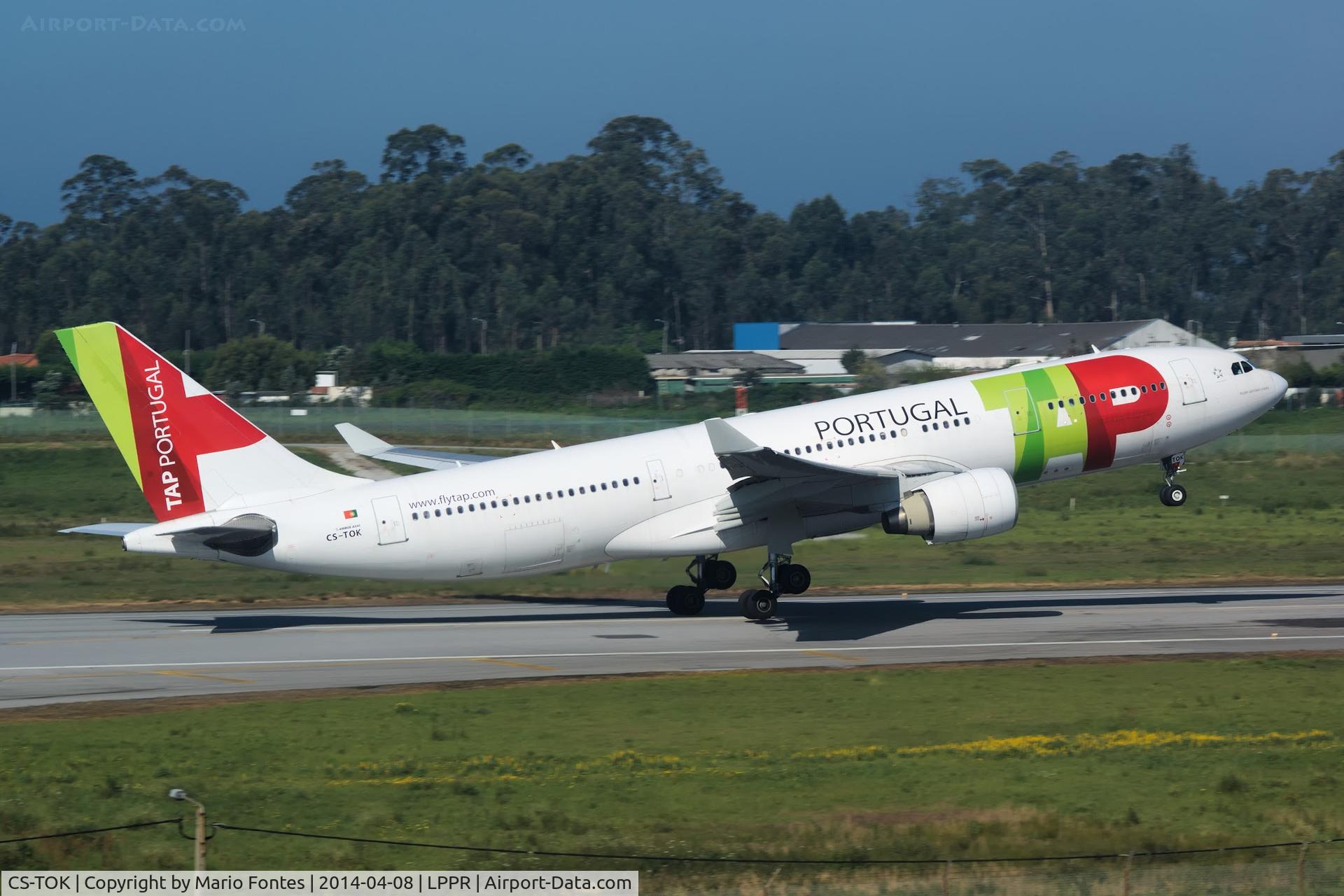 CS-TOK, 2000 Airbus A330-223 C/N 317, ------------------
