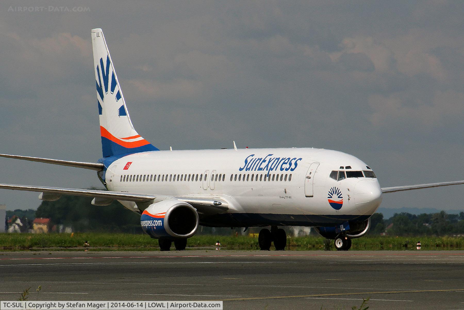 TC-SUL, 1998 Boeing 737-85F C/N 28822, Sun Express B737-800 @LNZ