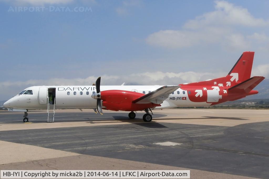 HB-IYI, 1995 Saab 2000 C/N 2000-016, Parked