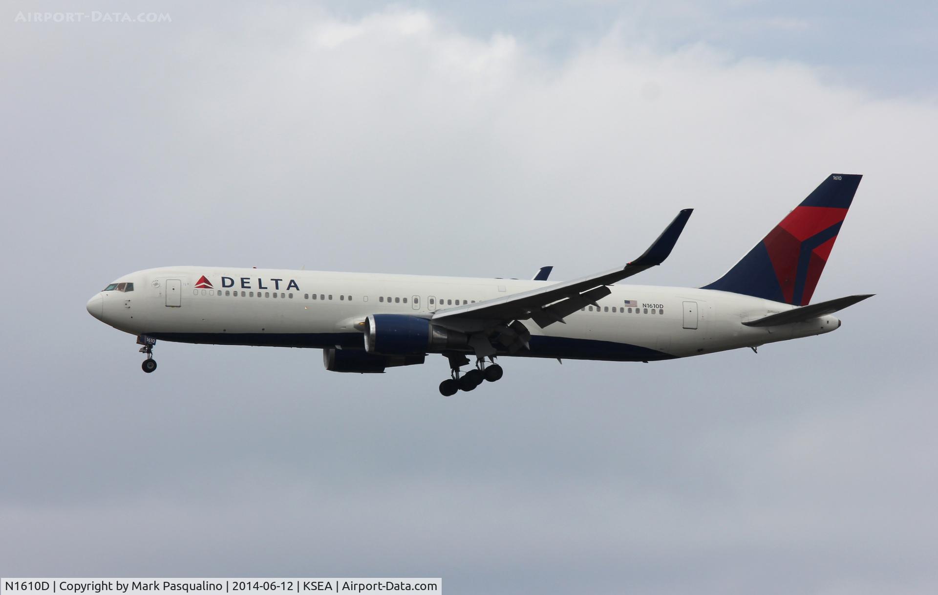 N1610D, 2000 Boeing 767-332 C/N 30594, Boeing 767-300