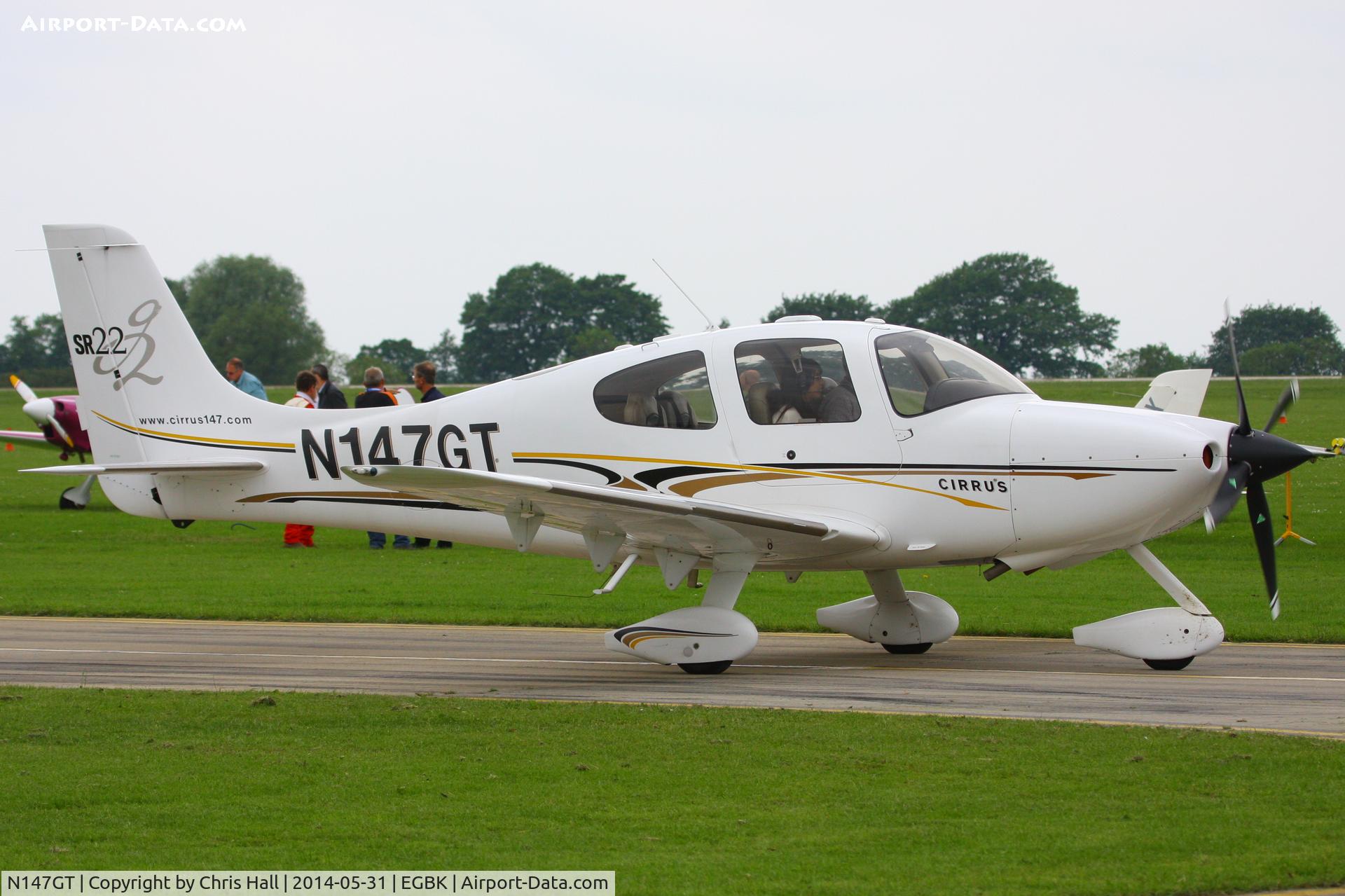 N147GT, 2004 Cirrus SR22 G2 C/N 1069, at AeroExpo 2014