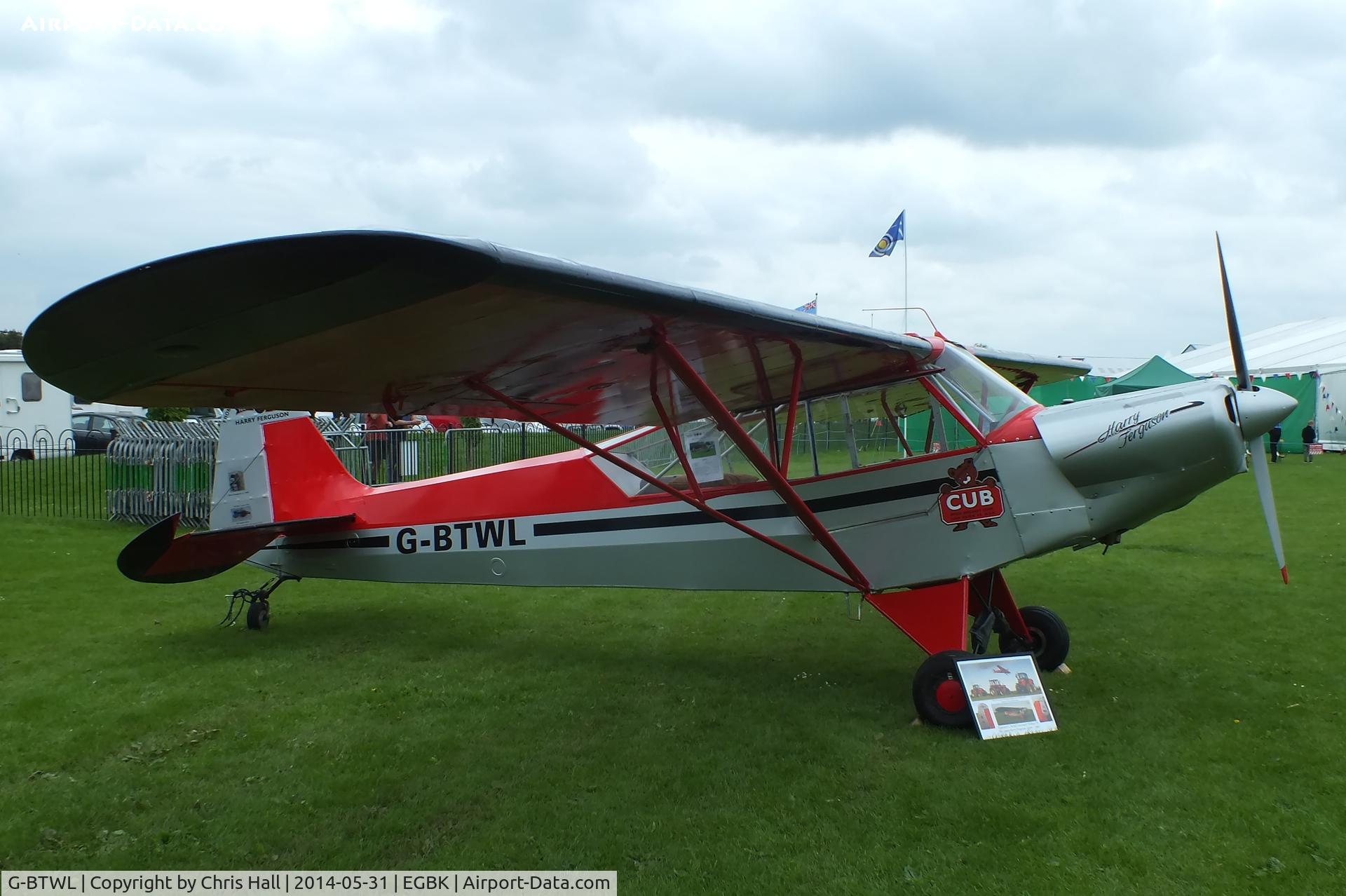 G-BTWL, 1992 Wag-Aero Sport Trainer C/N PFA 108-10893, at AeroExpo 2014
