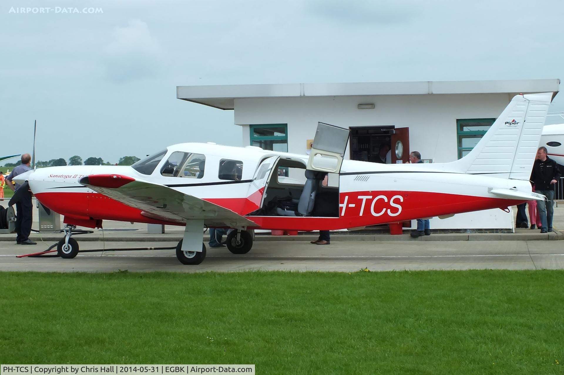 PH-TCS, 2001 Piper PA-32R-301T Turbo Saratoga C/N 3257241, at AeroExpo 2014