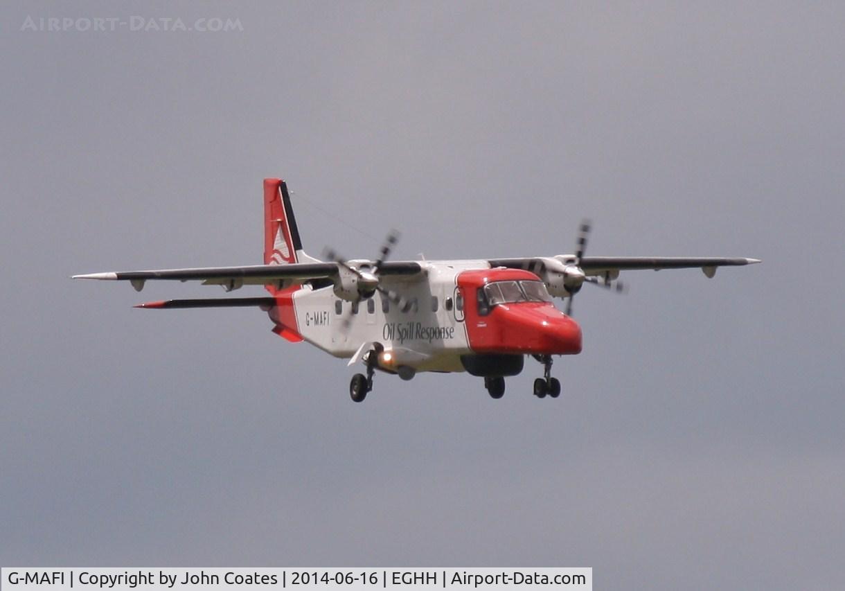G-MAFI, 1986 Dornier 228-202K C/N 8115, Approach to 08