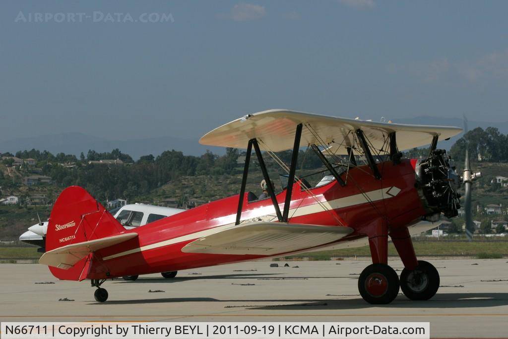 N66711, 1941 Boeing IB75A C/N 75-1675, Taxying before take-off