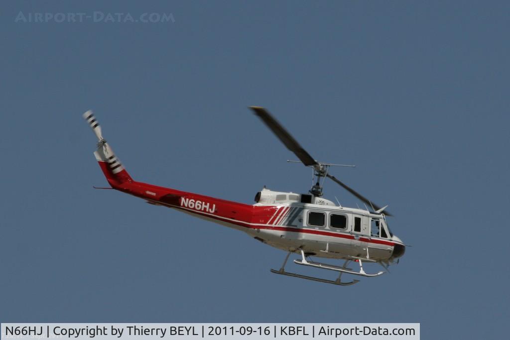 N66HJ, 1976 Bell 205A-1 C/N 30239, Take-off from Bakerfields airport