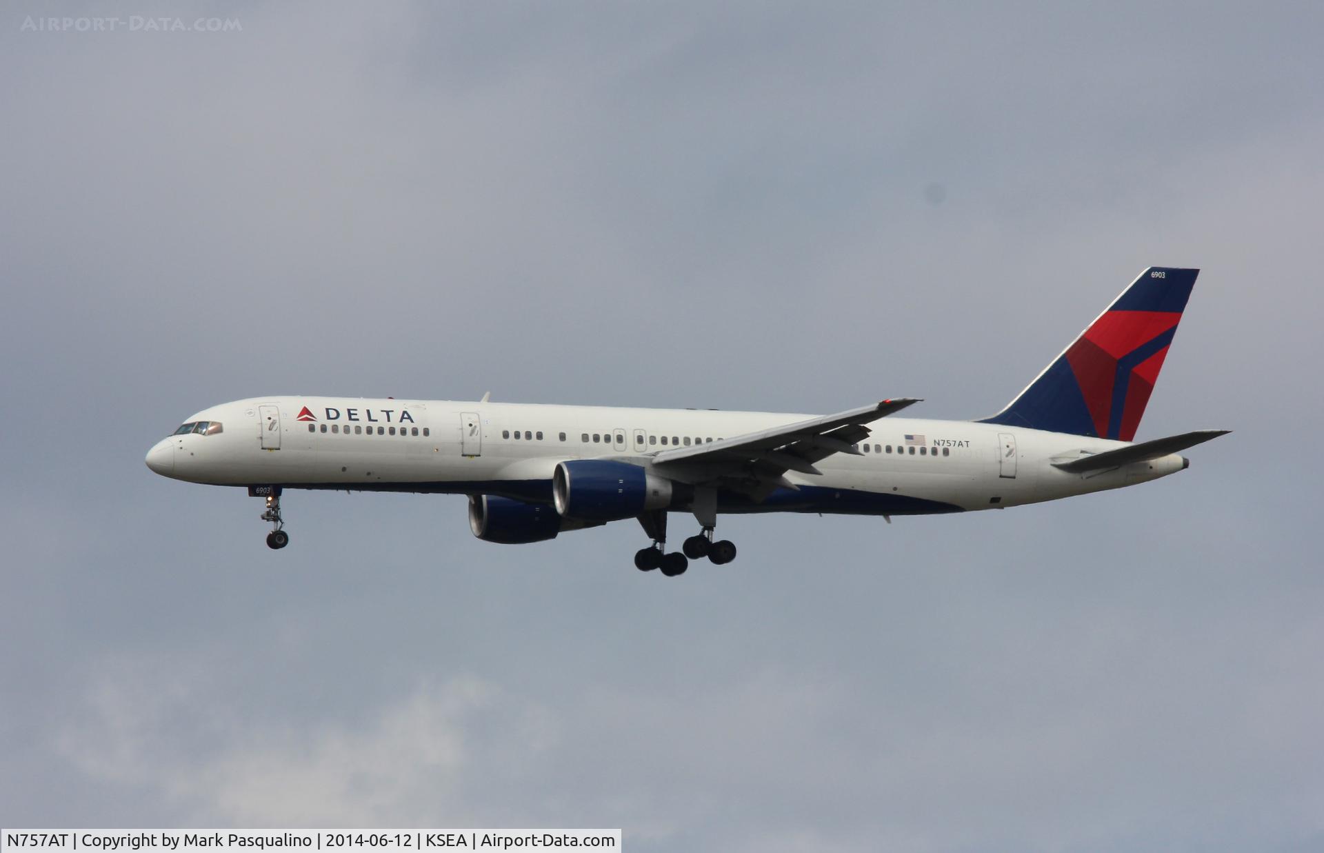 N757AT, 1984 Boeing 757-212 C/N 23127, Boeing 757-200