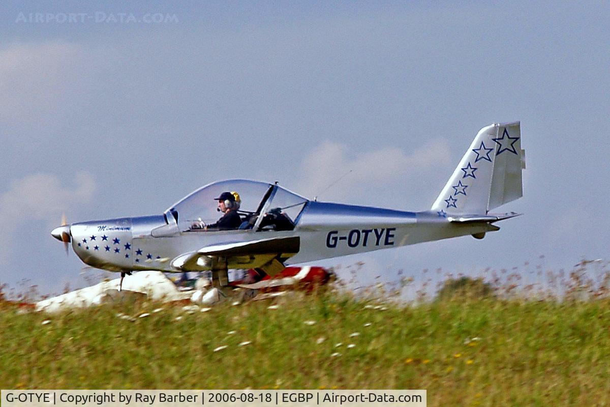 G-OTYE, 2002 Aerotechnik EV-97 Eurostar C/N PFA 315-13858, Aerotechnik EV-97 Eurostar [PFA 315-13858] Kemble~G 18/08/2006