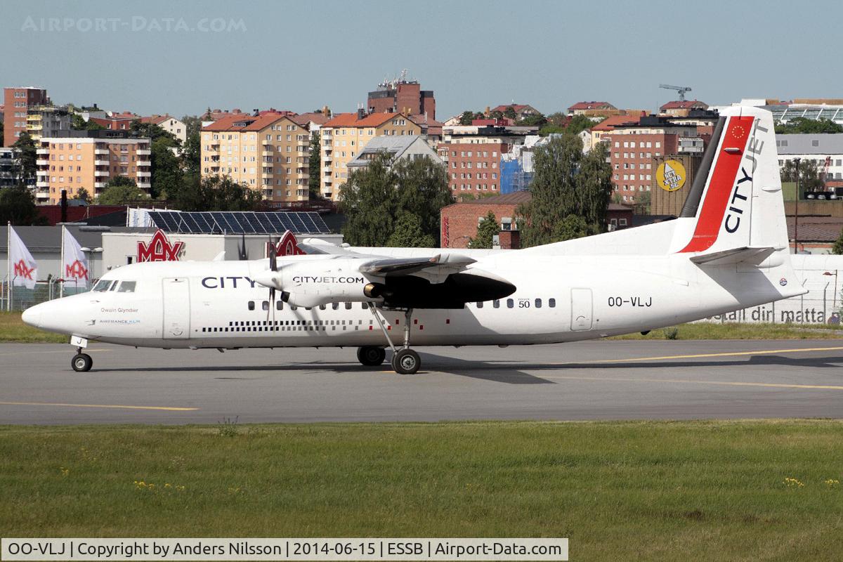 OO-VLJ, 1987 Fokker 50 C/N 20105, Lining up runway 30.
