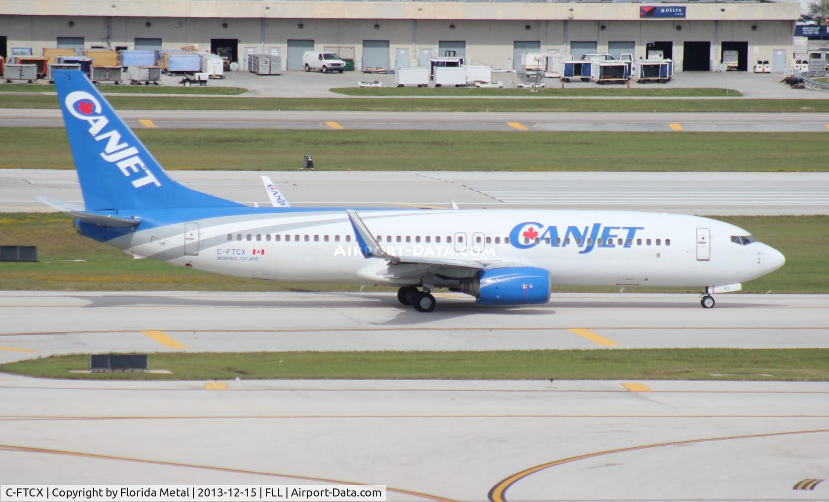 C-FTCX, 1999 Boeing 737-8AS C/N 29921, Can Jet 737-800