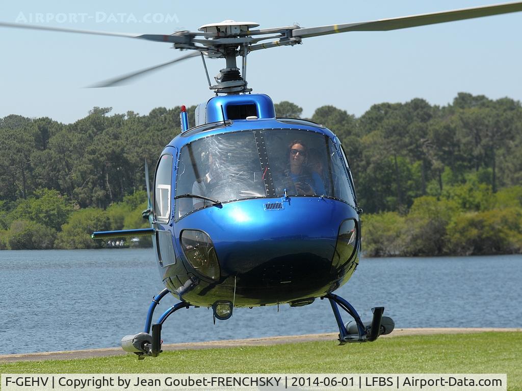 F-GEHV, Aerospatiale AS-350BA Ecureuil C/N 1454, landing