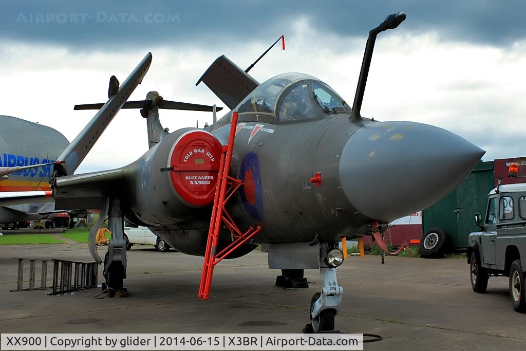 XX900, 1976 Hawker Siddeley Buccaneer S.2B C/N B3-05-75, Bruntingthorpe