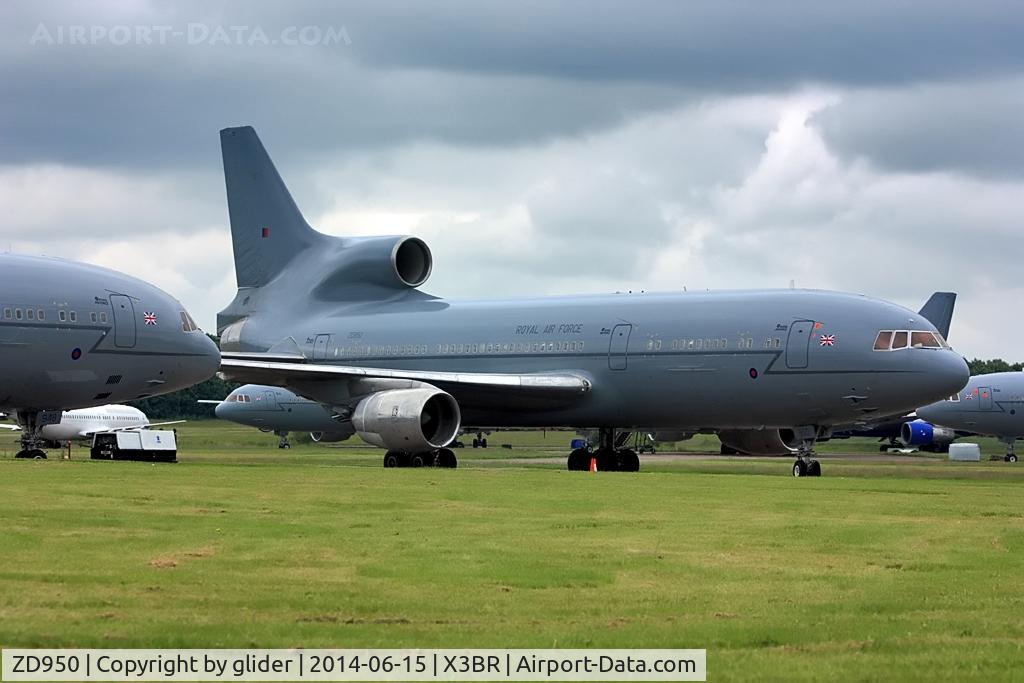 ZD950, 1979 Lockheed L-1011-385-3 TriStar K1 (500) C/N 193V-1164, Bruntingthorpe