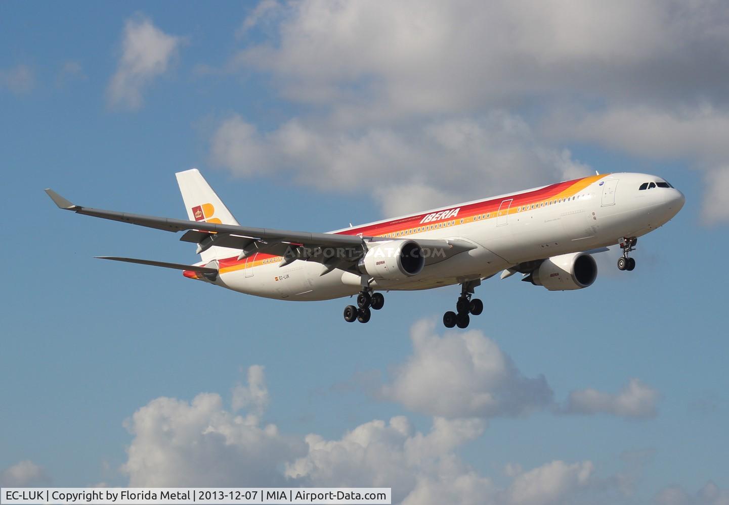 EC-LUK, 2012 Airbus A330-302 C/N 1385, Iberia A330-300