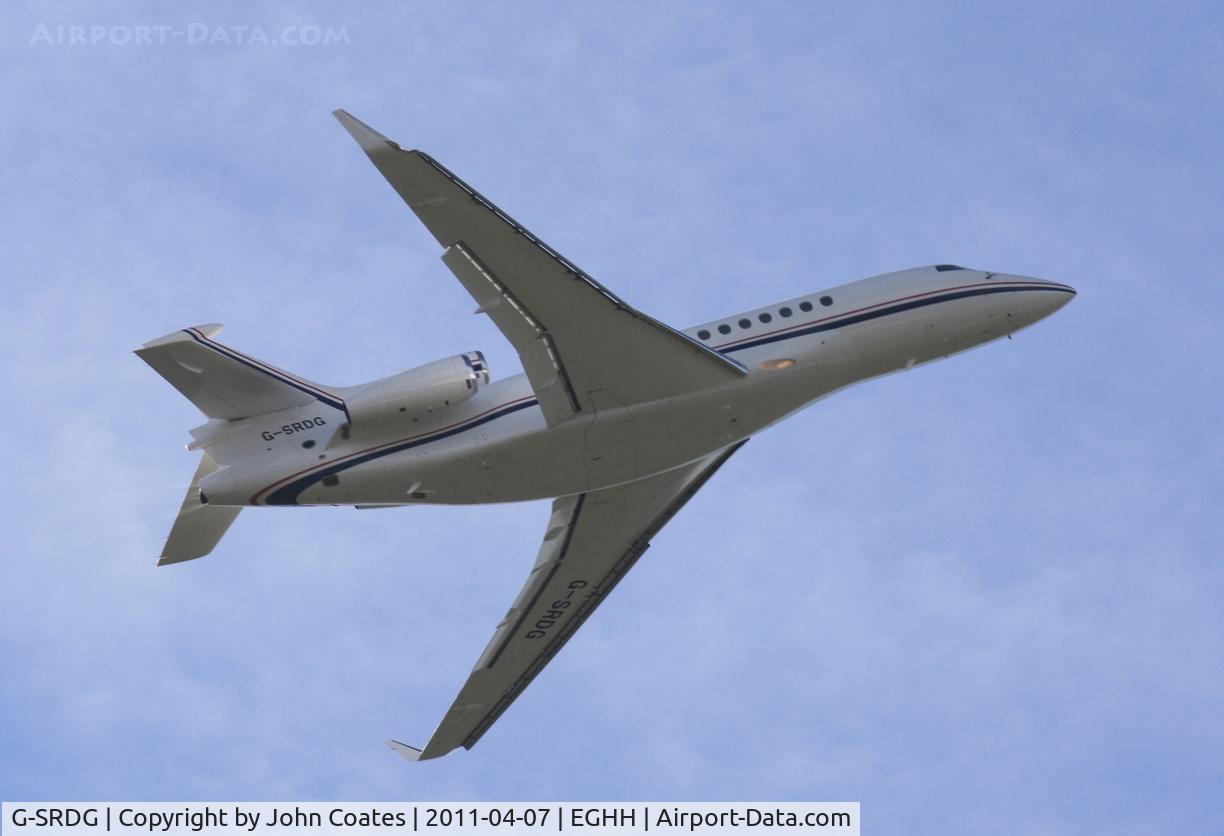 G-SRDG, 2008 Dassault Falcon 7X C/N 36, Departing