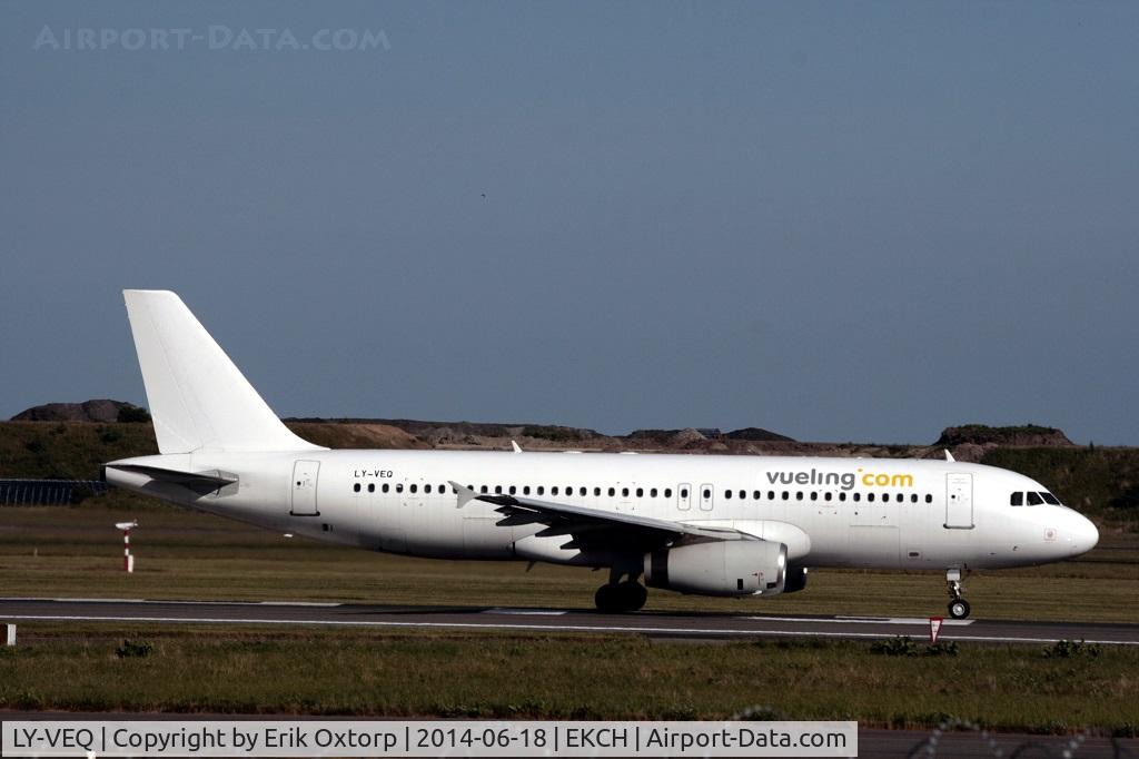 LY-VEQ, 1997 Airbus A320-232 C/N 709, LY-VEQ taking off from rw 22R